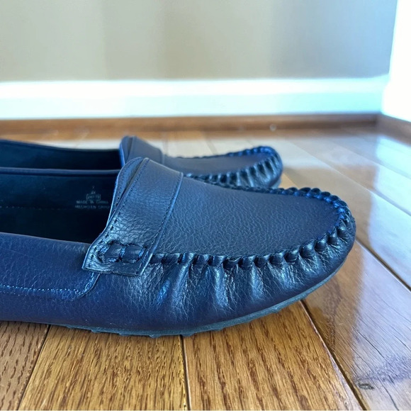 OLD NAVY Women’s in Navy Blue Slip-On Moccasin Driver Loafers Flat Shoes Comfy 7 - Picture 6 of 12